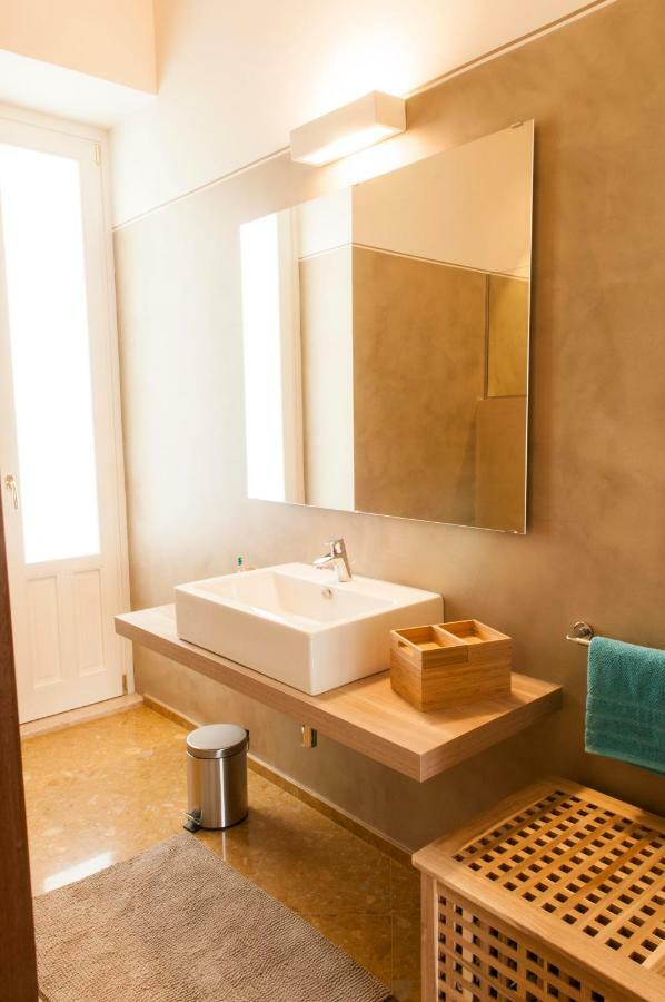 Ortigia Exclusive Apartment Syracuse Bagian luar foto